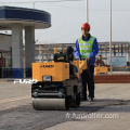 Promenez-vous derrière le mini-rouleau de route hydraulique vibrant à double tambour 800Kg FYL-800C